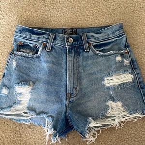 Abercrombie High Rise Short